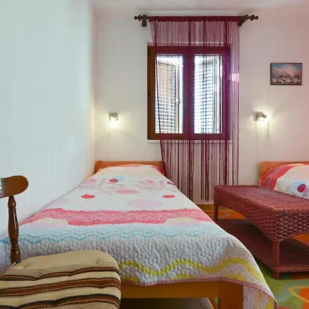 Apartment Sunny,spacious Apartmant Pag *