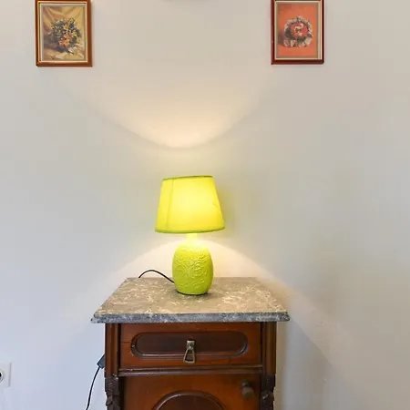 Sunny,spacious Apartmant Pag 公寓 帕格